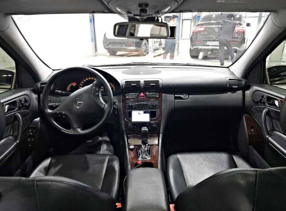벤츠 C 클래스 C200K 사진 8
