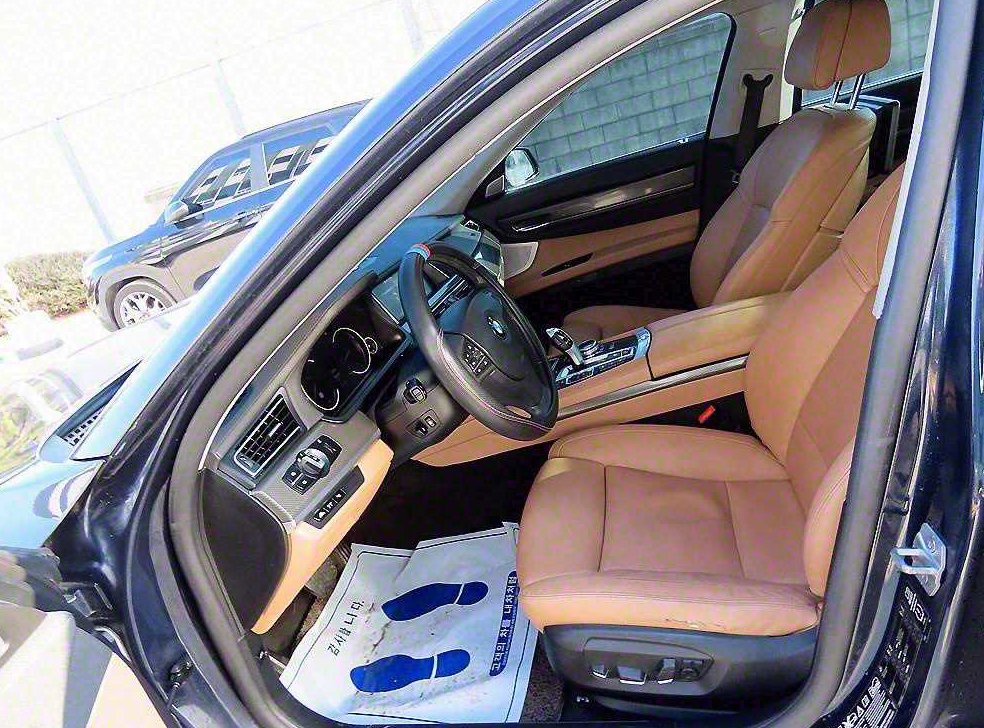 BMW 7시리즈 750 사진 5