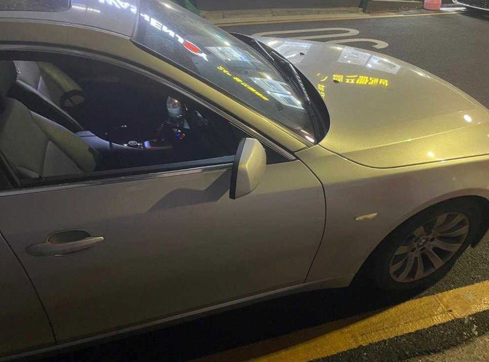 BMW 5시리즈 528i 사진 13
