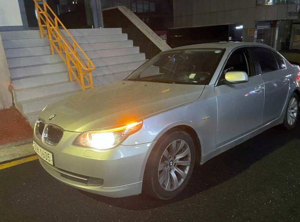 BMW 5시리즈 528i 사진 3