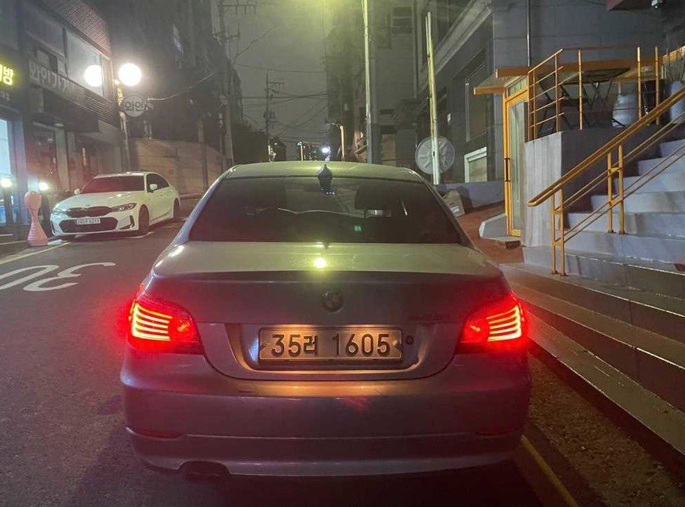 BMW 5시리즈 528i 사진 6