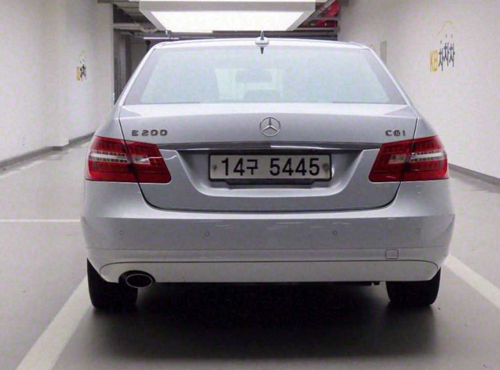 벤츠 E 클래스 E200 CGI 아방가르드 사진 3