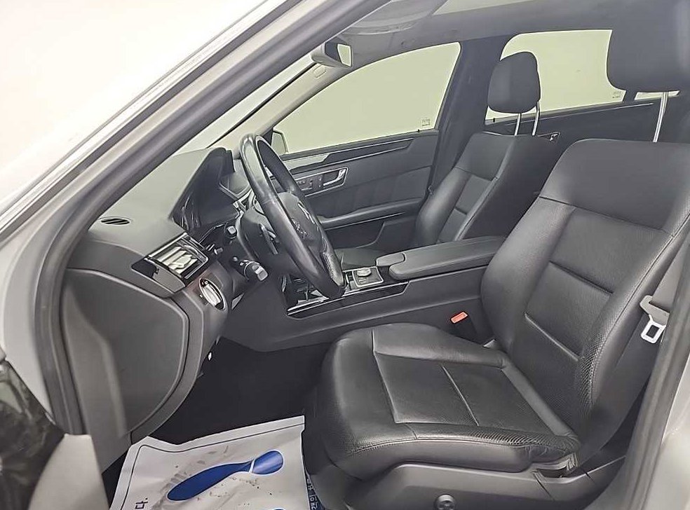 벤츠 E 클래스 E350 4MATIC 사진 11