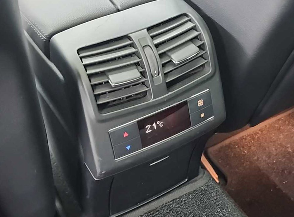 벤츠 E 클래스 E350 4MATIC 사진 13