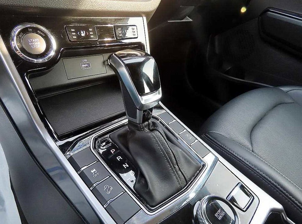 KG모빌리티(쌍용)  코란도 2WD 가솔린 1.5 C5 플러스 사진 11