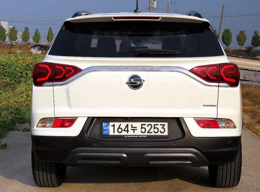 KG모빌리티(쌍용)  코란도 2WD 가솔린 1.5 C5 플러스 사진 4