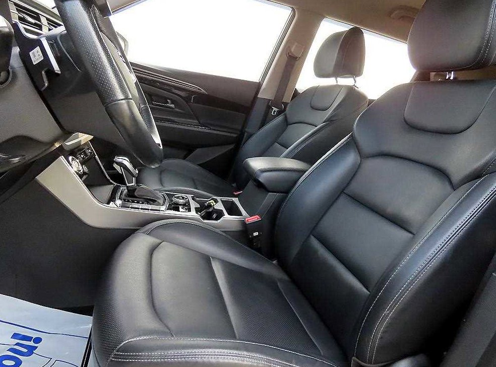 KG모빌리티(쌍용)  코란도 2WD 가솔린 1.5 C5 플러스 사진 5