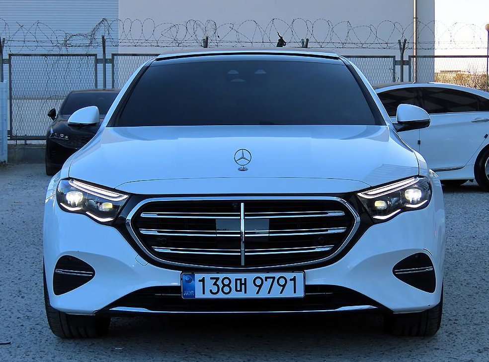 벤츠 E 클래스 E300 4MATIC 익스클루시브