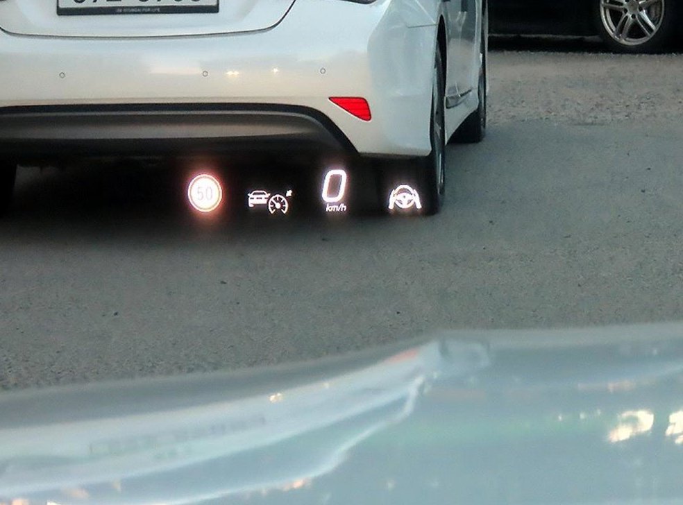 벤츠 E 클래스 E300 4MATIC 익스클루시브 사진 10