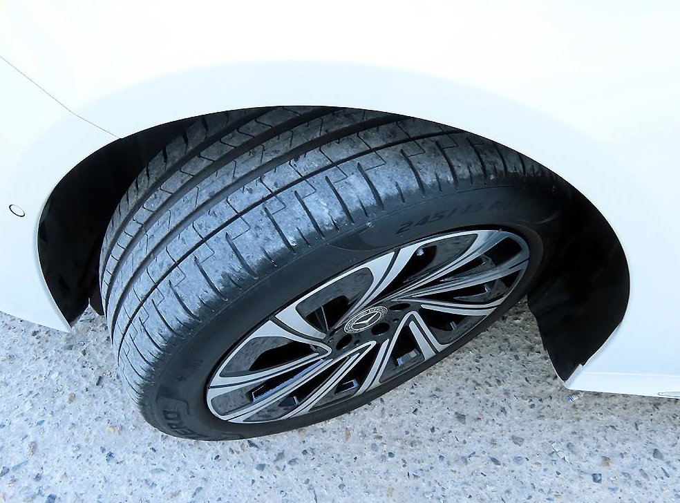벤츠 E 클래스 E300 4MATIC 익스클루시브 사진 20
