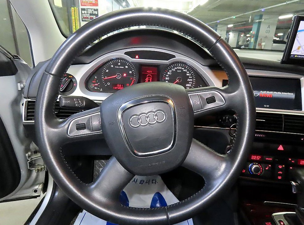 아우디 A6 2.0 TFSI 사진 8