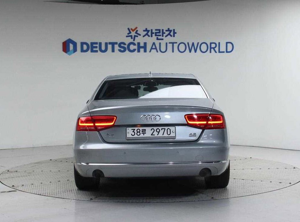 아우디 A8 4.2 FSI 콰트로 사진 4
