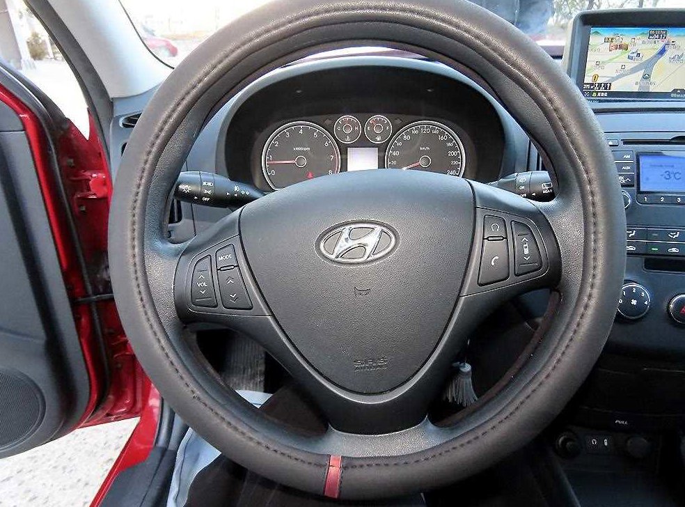 현대 i30 1.6 VVT 사진 8