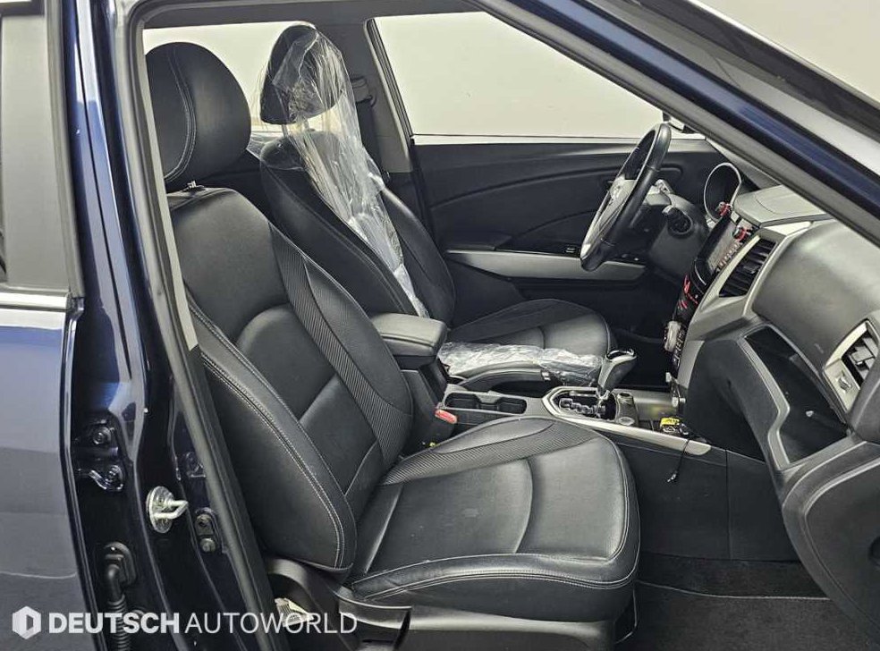 KG모빌리티(쌍용)  티볼리 디젤 2WD 1.6 VX 사진 10