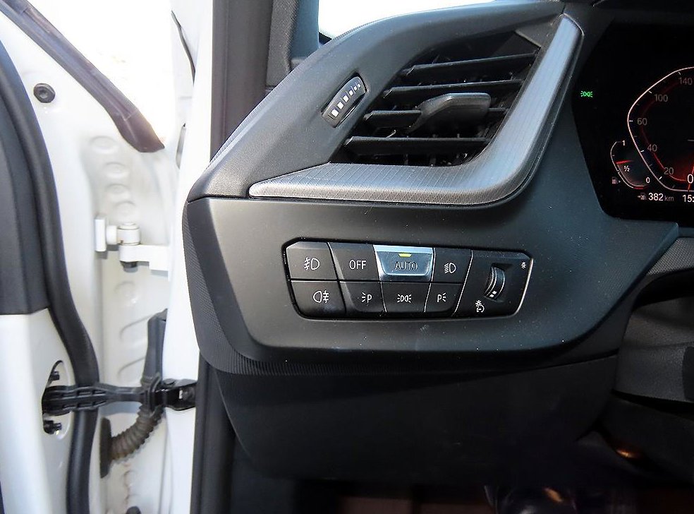 BMW 1시리즈 120i M 스포츠 사진 12