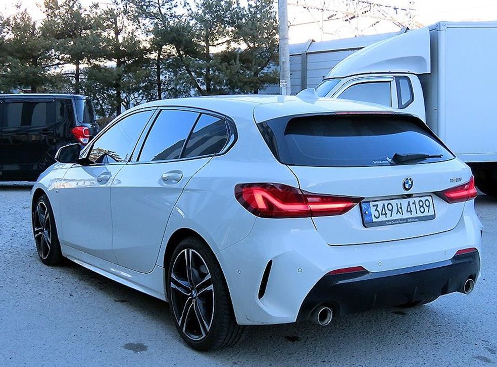 BMW 1시리즈 120i M 스포츠 사진 3