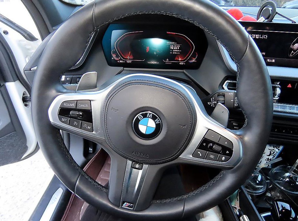 BMW 1시리즈 120i M 스포츠 사진 8