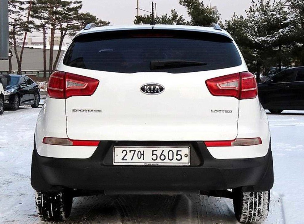 기아 스포티지 2WD LIMITED 사진 4