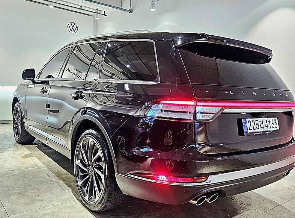 링컨 에비에이터 3.0 리저브 AWD 사진 3