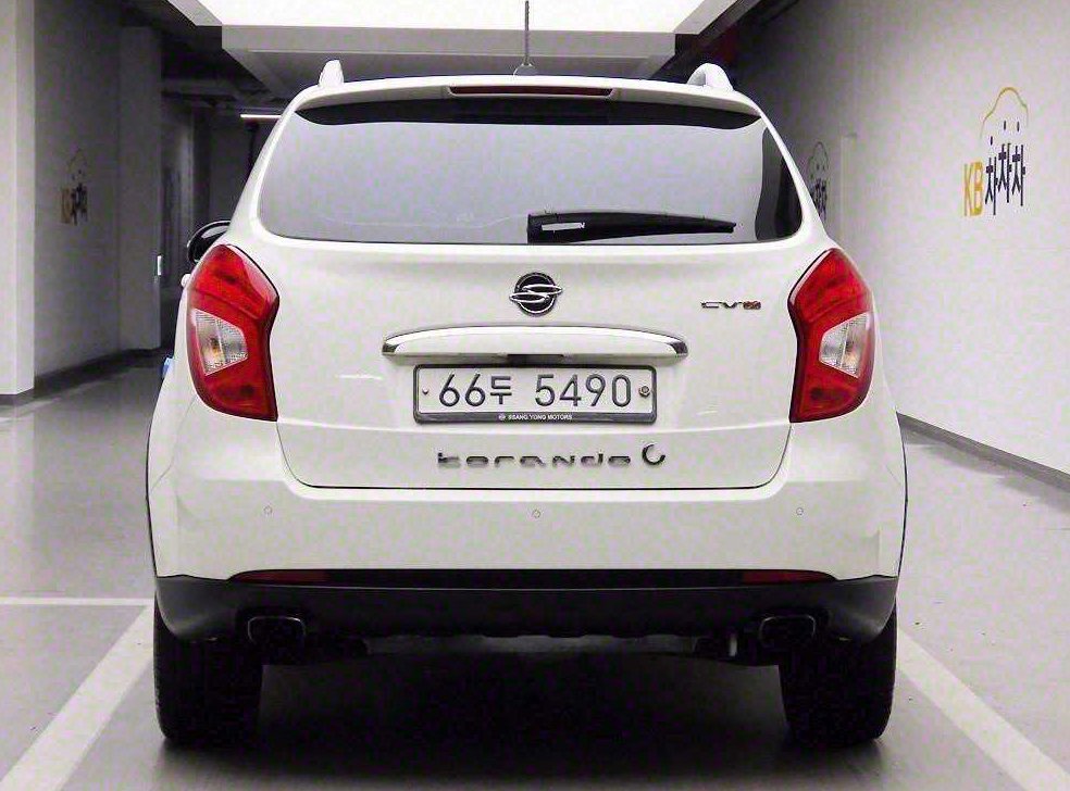 KG모빌리티(쌍용)  코란도 4WD 2.0 CVT 사진 3