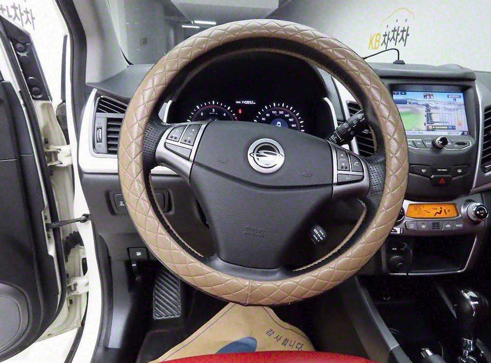 KG모빌리티(쌍용)  코란도 4WD 2.0 CVT 사진 7