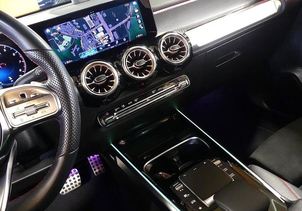 벤츠 GLB 클래스 GLB 250 4MATIC 사진 12