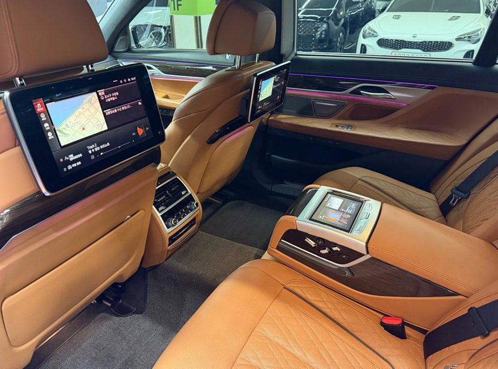 BMW 7시리즈 730Ld xDrive 디자인 퓨어 엑설런스 사진 6