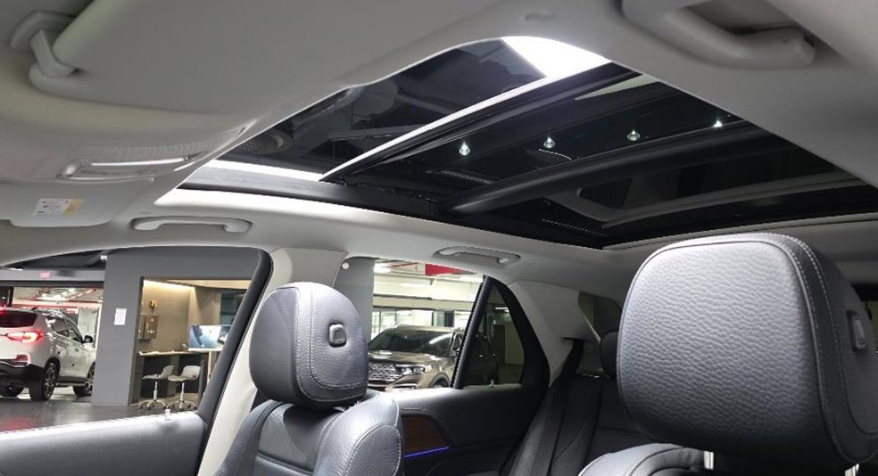 벤츠 GLE 클래스 GLE 450 4MATIC 사진 18