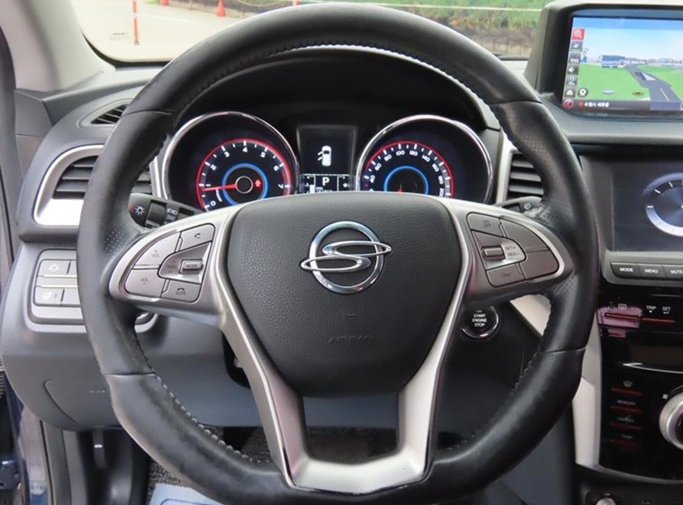 KG모빌리티(쌍용)  티볼리 가솔린 2WD 1.6 LX 사진 10