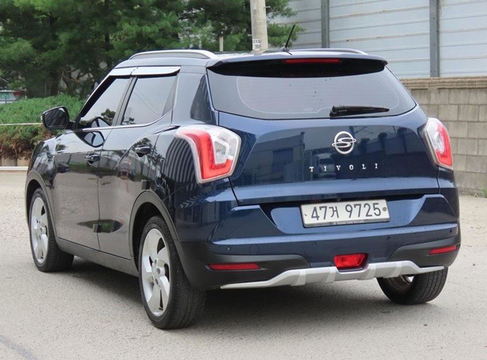 KG모빌리티(쌍용)  티볼리 가솔린 2WD 1.6 LX 사진 3