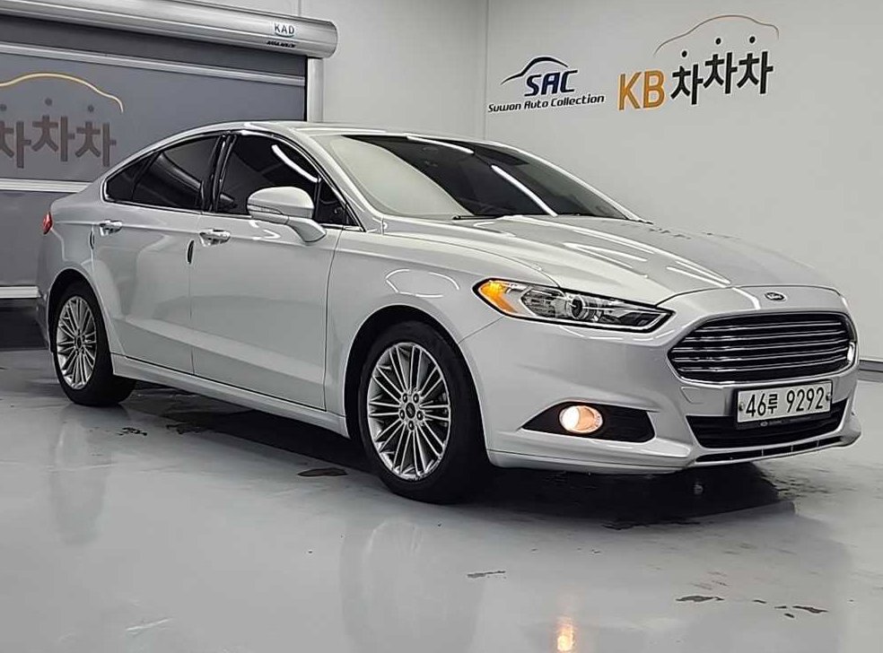 포드 퓨전 2.0 에코부스트 사진 4