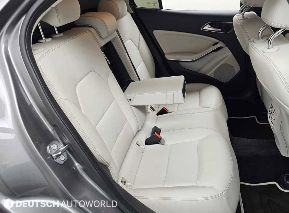 벤츠 GLA 클래스 GLA220 사진 12