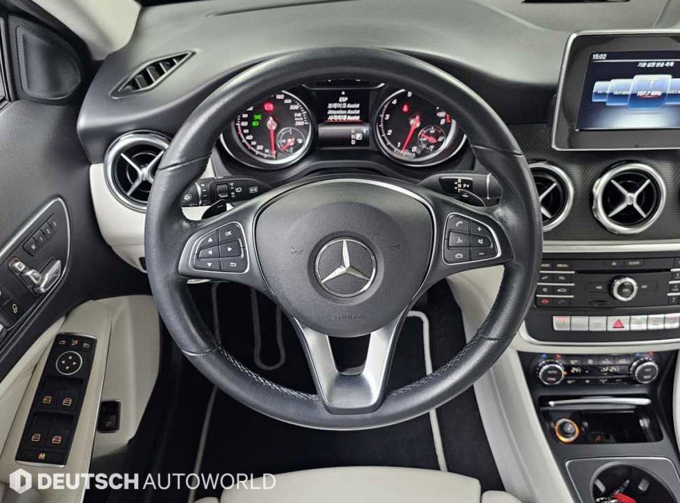 벤츠 GLA 클래스 GLA220 사진 13