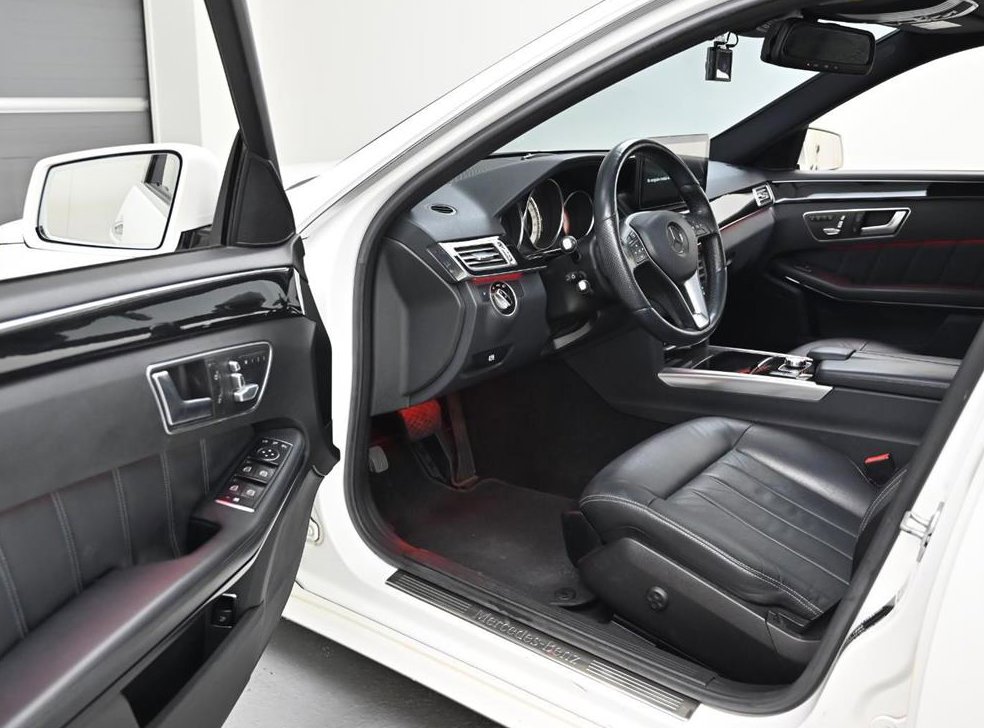 벤츠 E 클래스 E220 CDI 아방가르드 사진 11