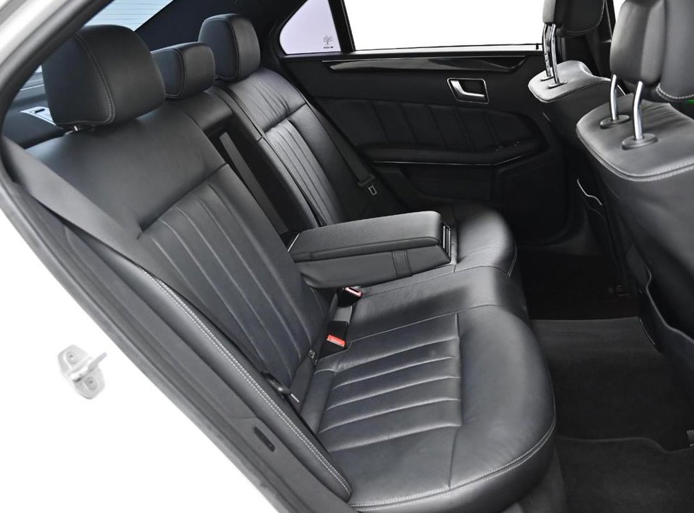 벤츠 E 클래스 E220 CDI 아방가르드 사진 12