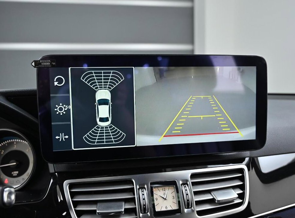 벤츠 E 클래스 E220 CDI 아방가르드 사진 15
