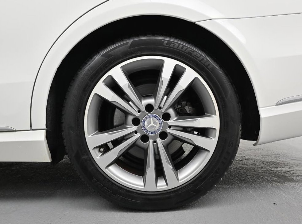 벤츠 E 클래스 E220 CDI 아방가르드 사진 5