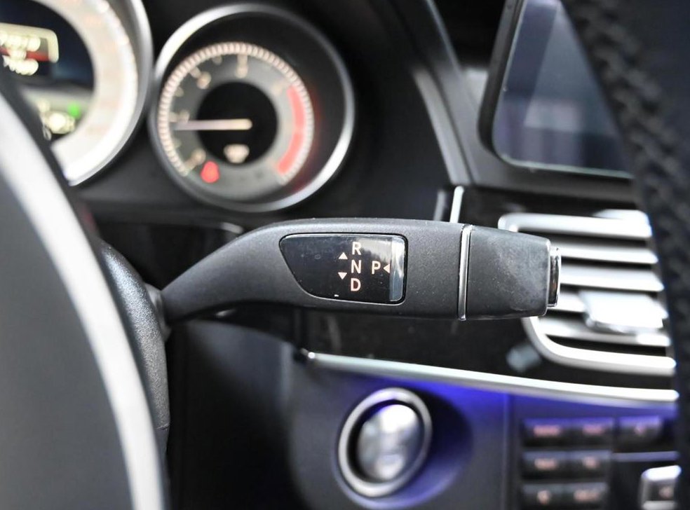 벤츠 E 클래스 E220 CDI 아방가르드 사진 9