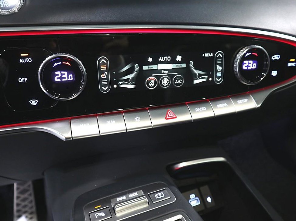 제네시스 GV70 2.5T 가솔린 2WD 사진 13