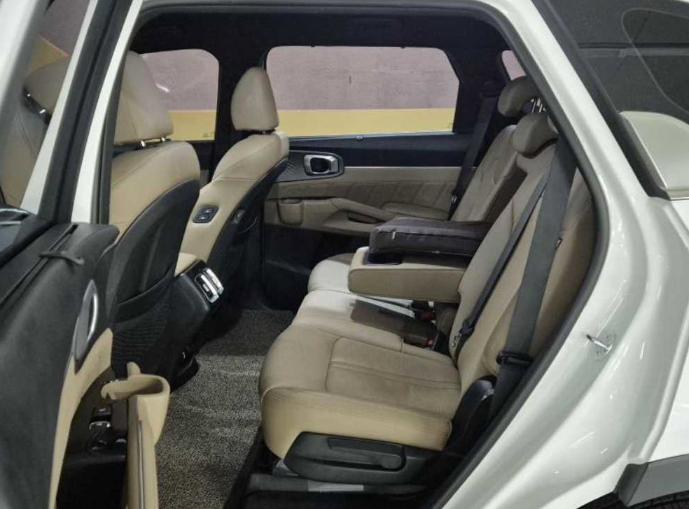 기아 쏘렌토 1.6T 2WD 시그니처 사진 6