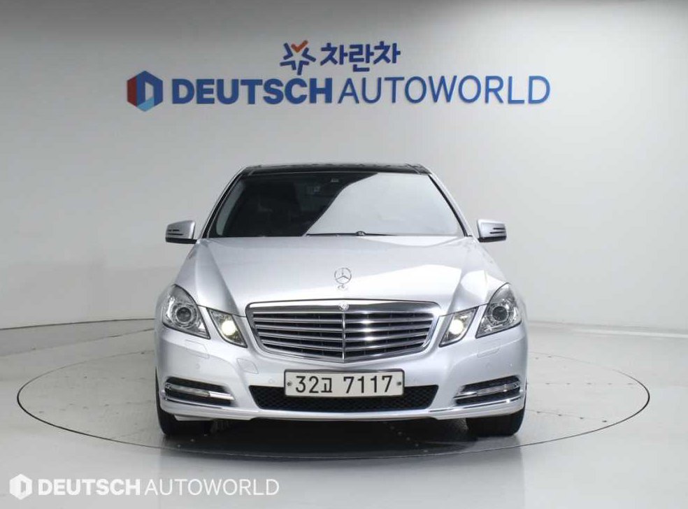 벤츠 E 클래스 E300 엘레강스 사진 3