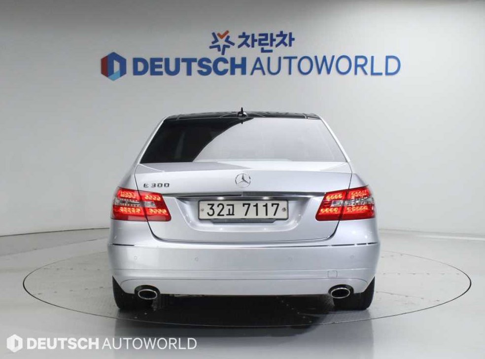벤츠 E 클래스 E300 엘레강스 사진 4