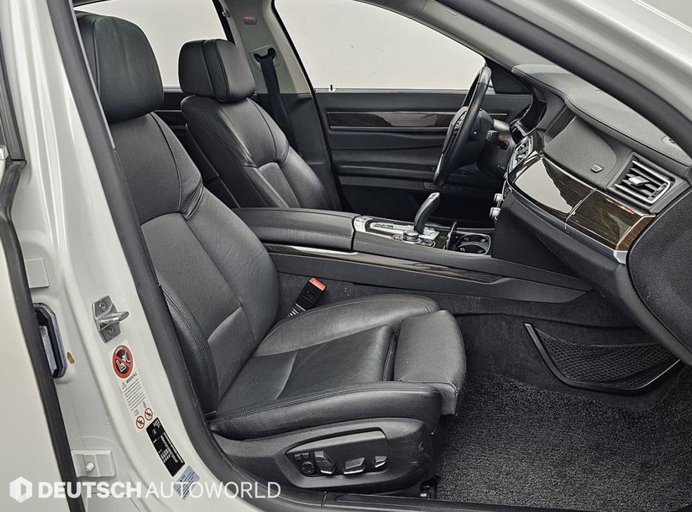 BMW 7시리즈 730 사진 10