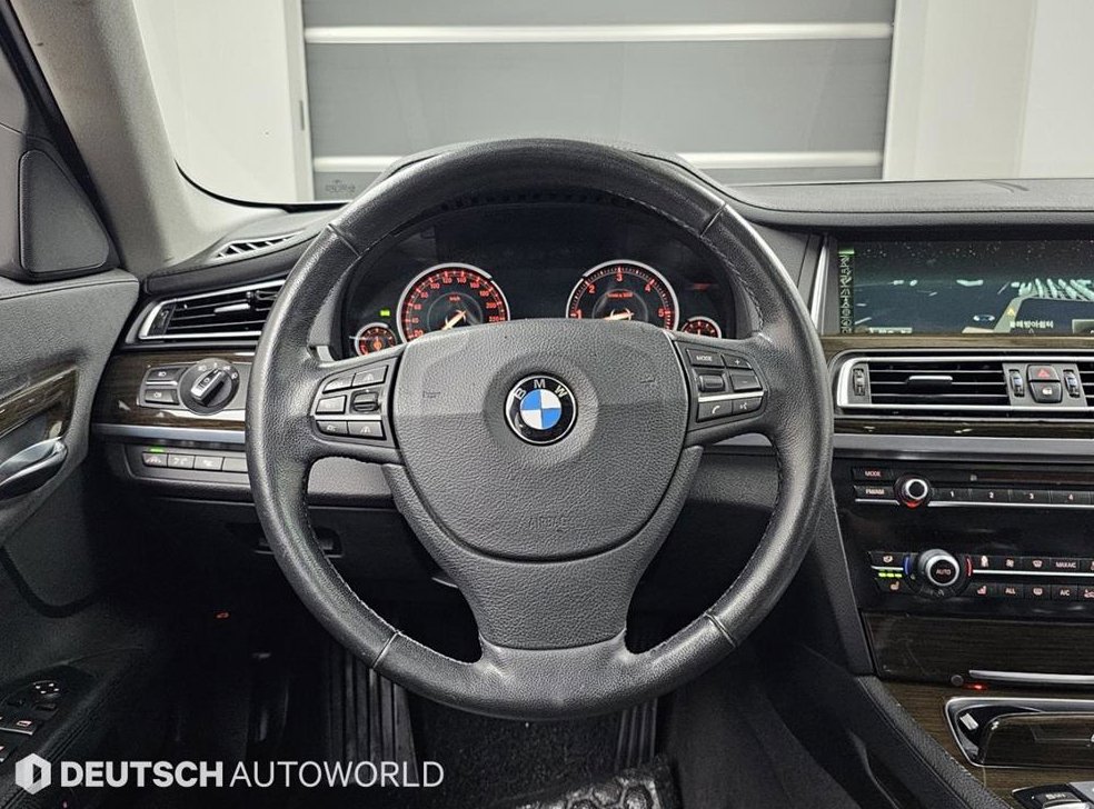 BMW 7시리즈 730 사진 13