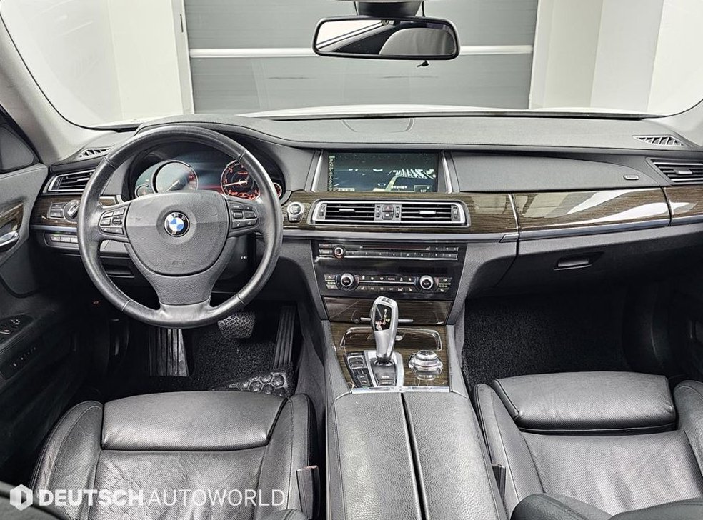 BMW 7시리즈 730 사진 7