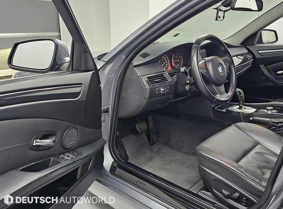 BMW 5시리즈 520d 사진 11