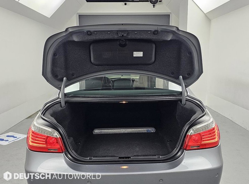 BMW 5시리즈 520d 사진 19