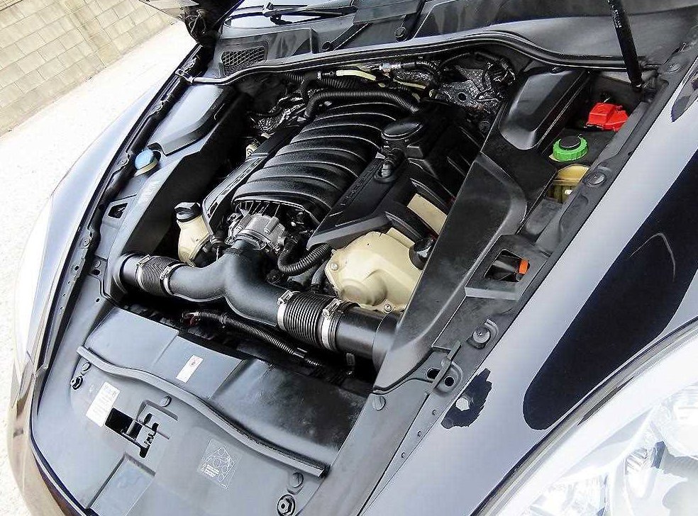 포르쉐 카이엔 4.8 S 사진 19