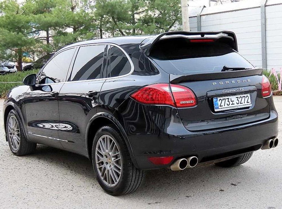 포르쉐 카이엔 4.8 S 사진 3