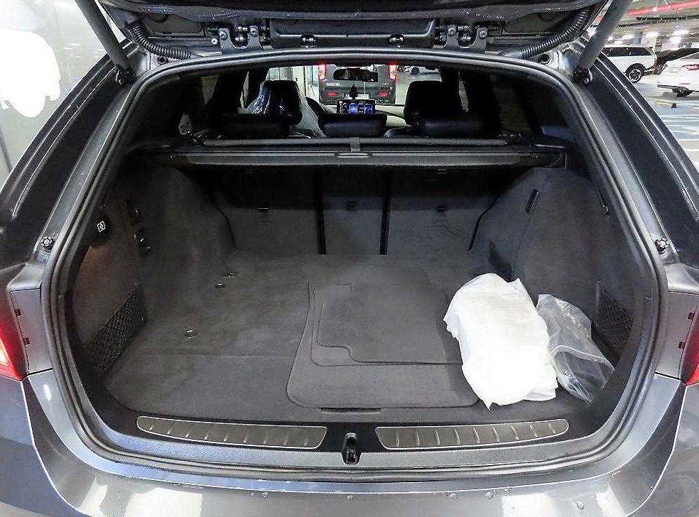 BMW 3시리즈 320d 투어링 사진 17